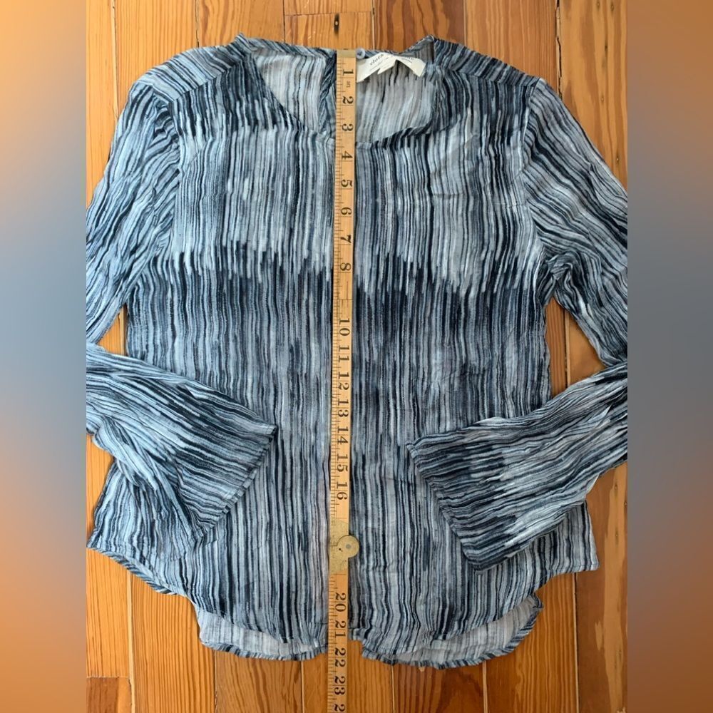 Cloth and Stone Top - Picture 5 of 10